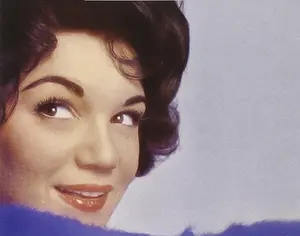 Another great tissue-worthy ballad about lost love. The Frankie vinyl record memories return to 1959, more than sixty years after Connie Francis originally recorded this heartbreaking song.
