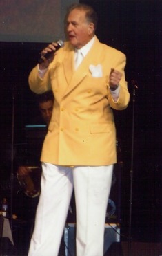 Songwriter and original member of The Fireflies, Paul Giacalone around 2010. Songwriter and original member of The Fireflies, Paul Giacalone around 2010.