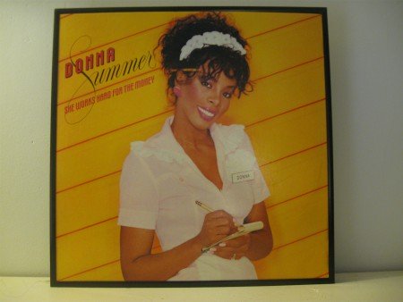 No matter how bad my photography is, Donna still looks great.